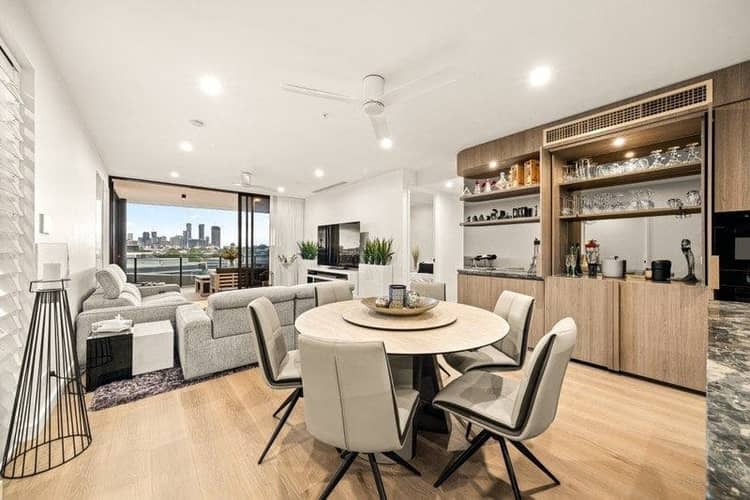 10604/41 Tondara Lane, West End