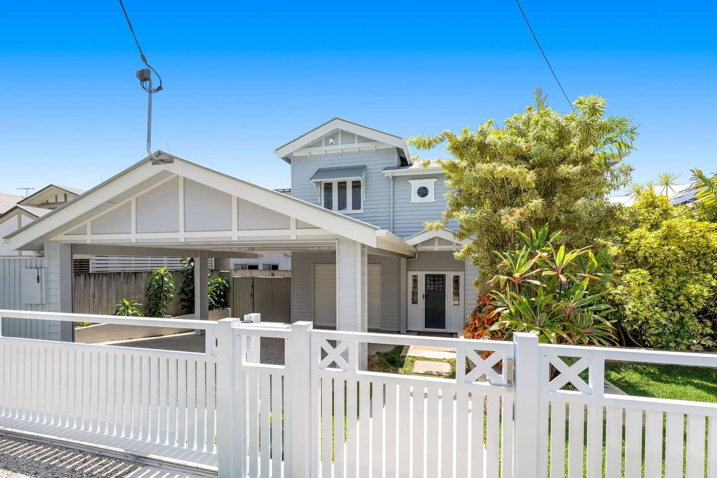 14 Perth Street, Camp Hill QLD 4152, front view