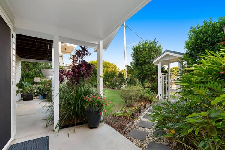 64 Valaria Avenue, Seven Hills QLD 4170, photo 3