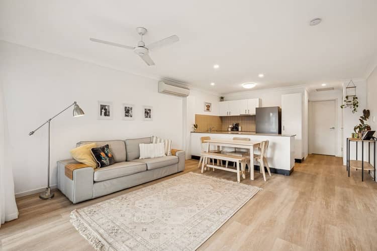 8/4 East Street, Camp Hill QLD 4152, photo 2