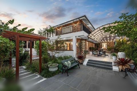 10 Fairfield Street