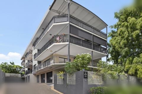 1/15 Eskgrove Street