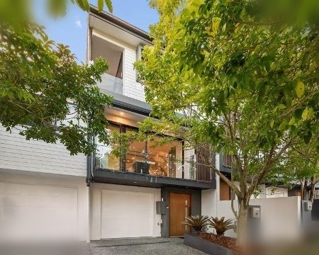 10 Grayson Street