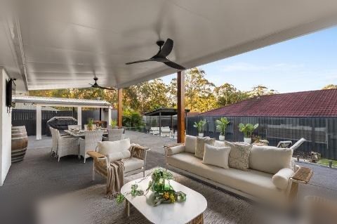 6 Parsonia Court