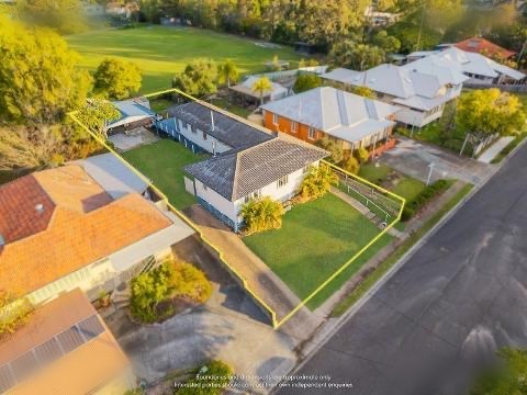 42 Bentham Street