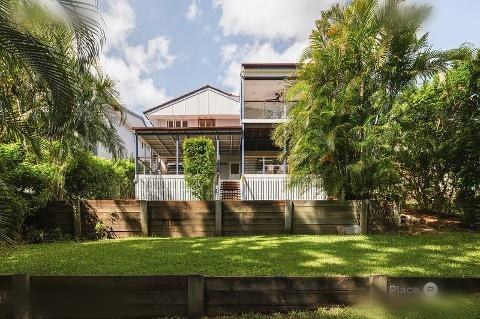 12 Bakewell Street