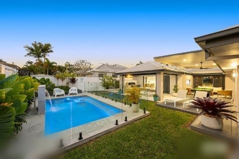 7 Denham Boulevard