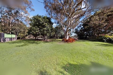 36 Dinwoodie Road