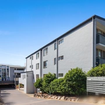 22/8 Mascar Street