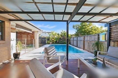 53 Rolland Parade