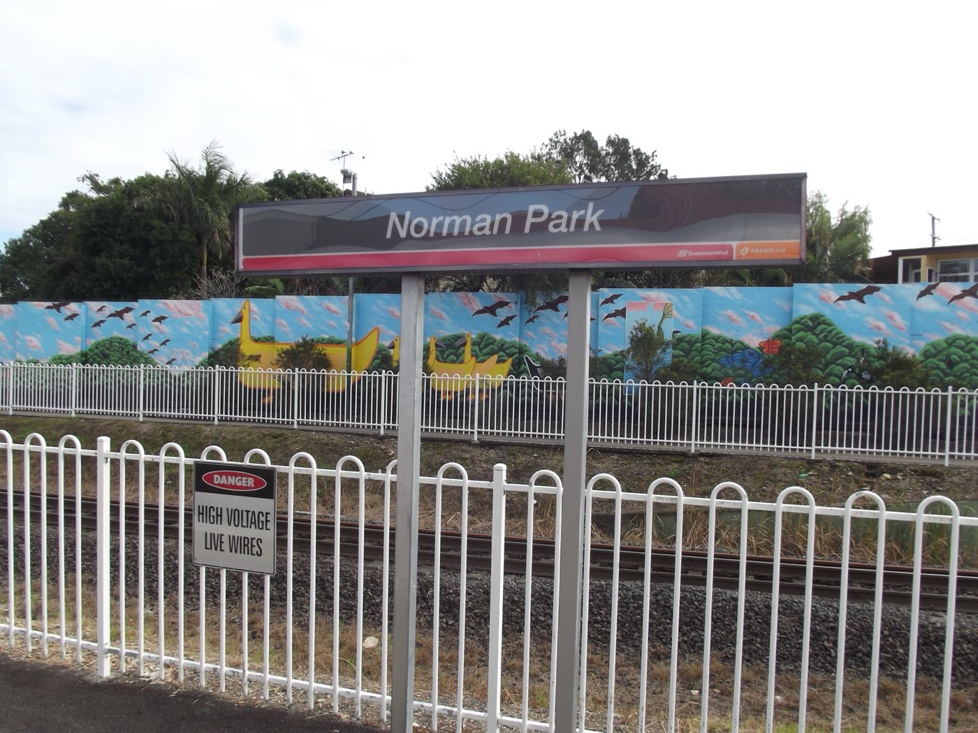 Norman Park railway station on the Cleveland line